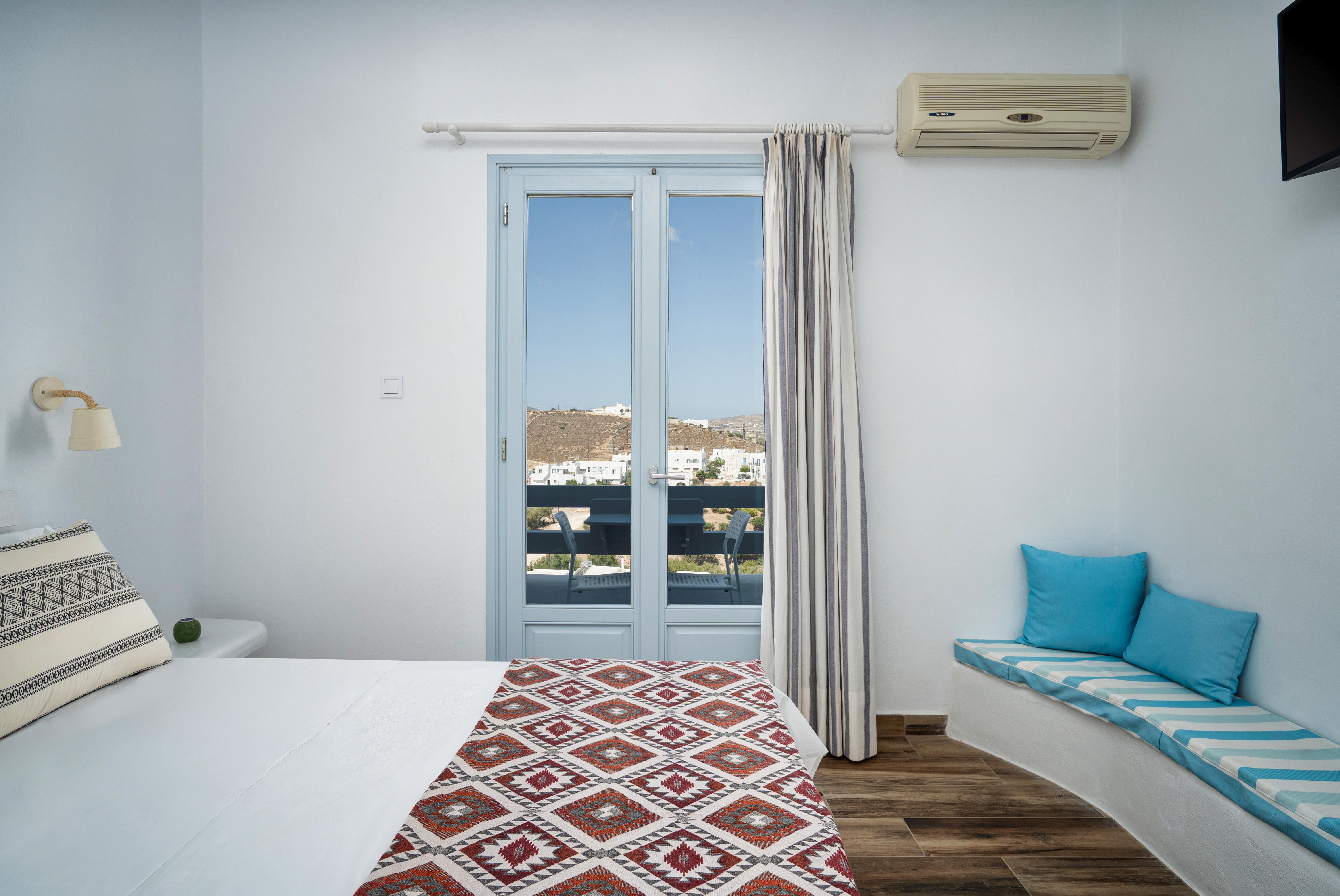 נאוסה Hotel Iris מראה חיצוני תמונה