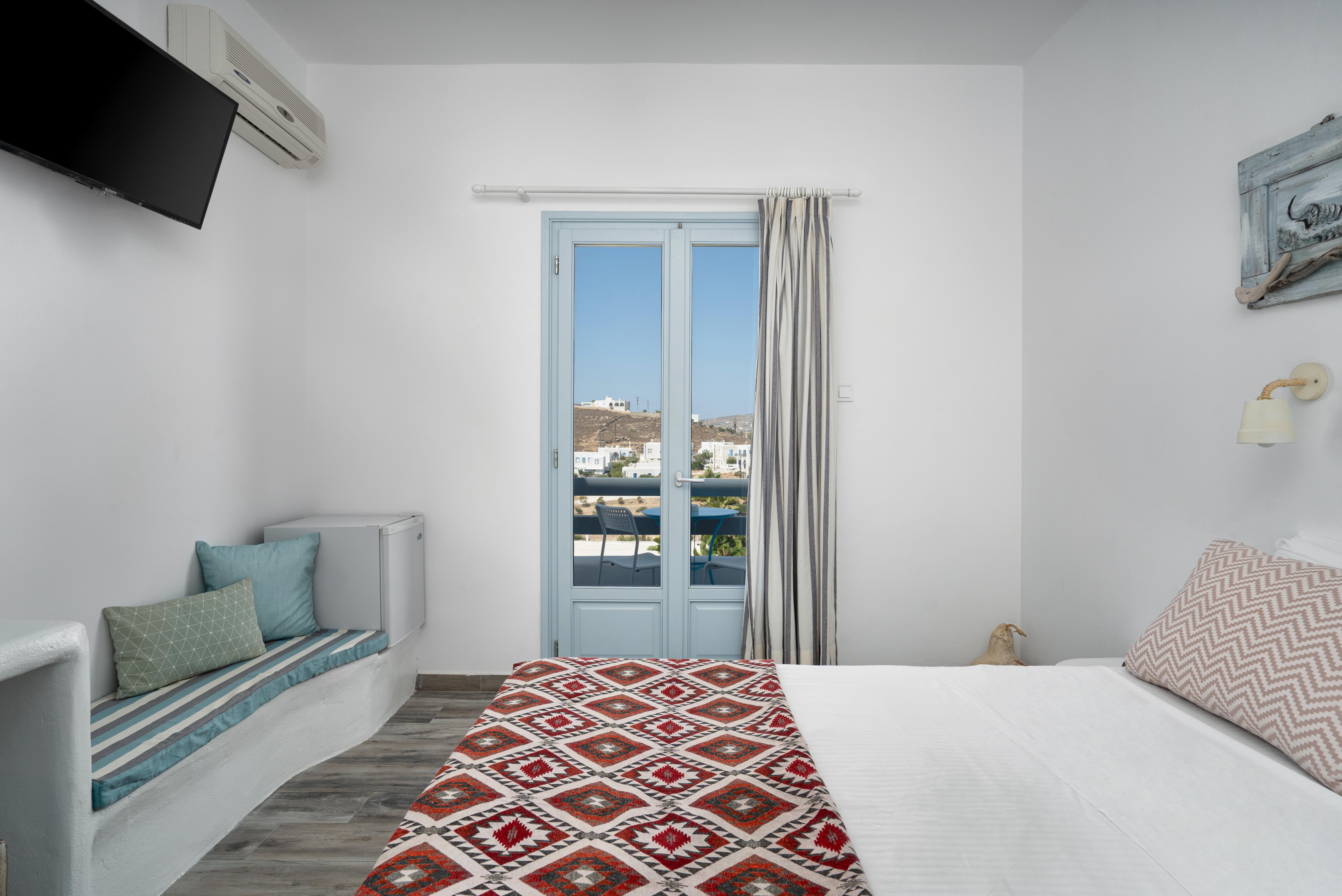 נאוסה Hotel Iris מראה חיצוני תמונה