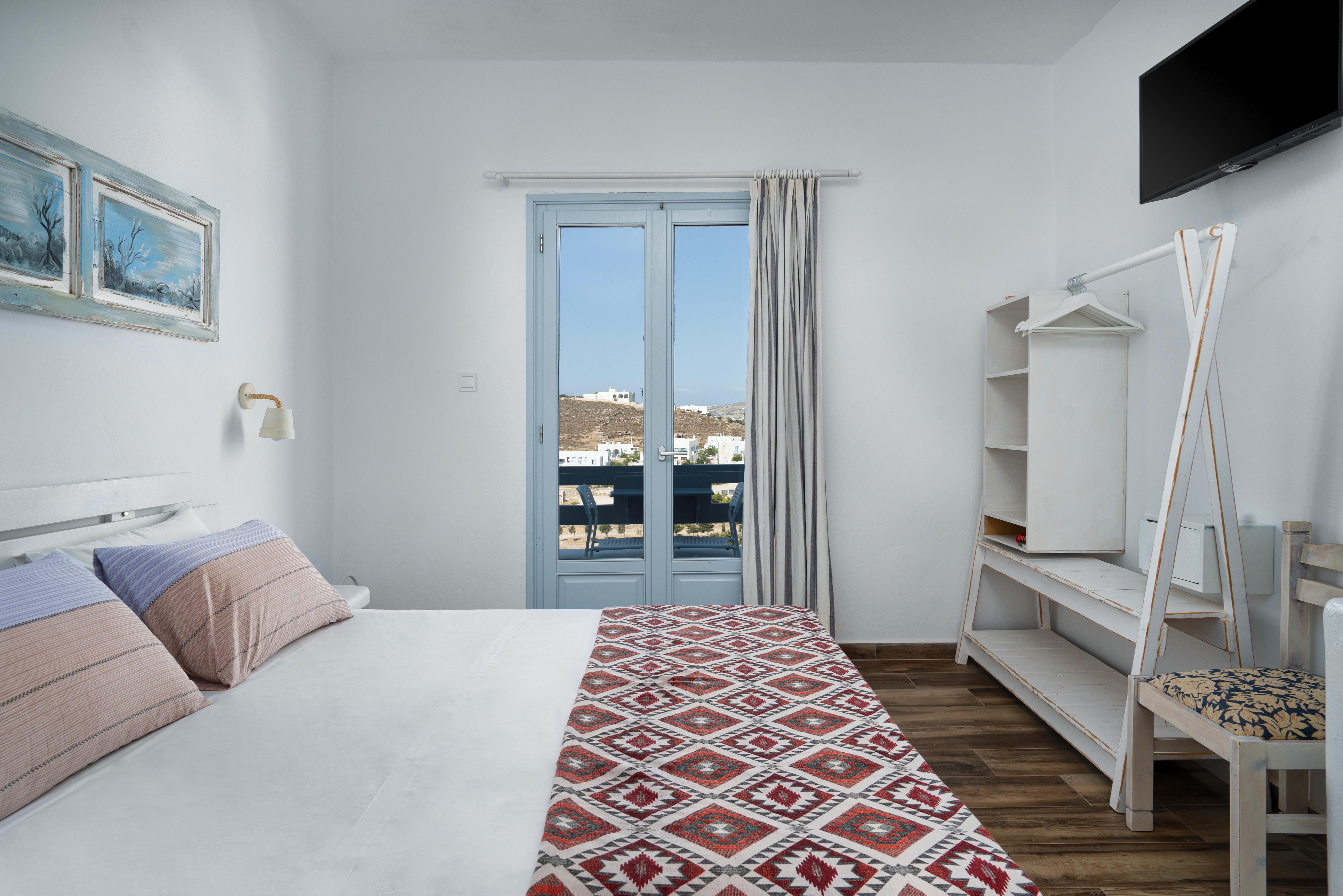 נאוסה Hotel Iris מראה חיצוני תמונה